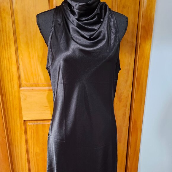 Gilli Sleeveless Side Slit Maxi Dress - Picture 1 of 5